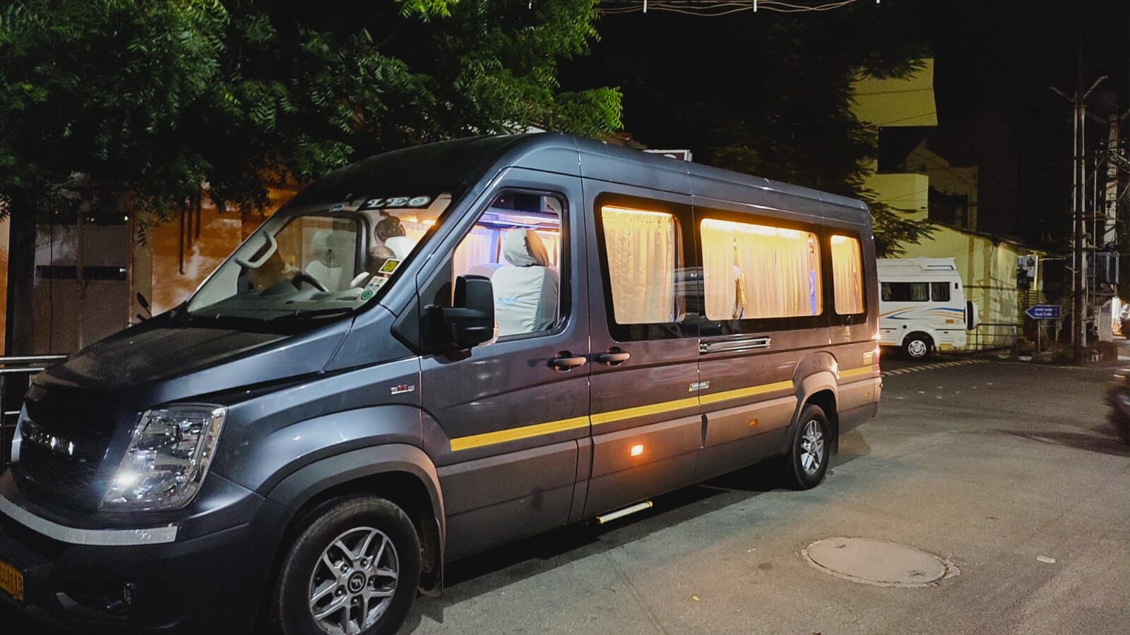 Force Urbania Rental in Erode